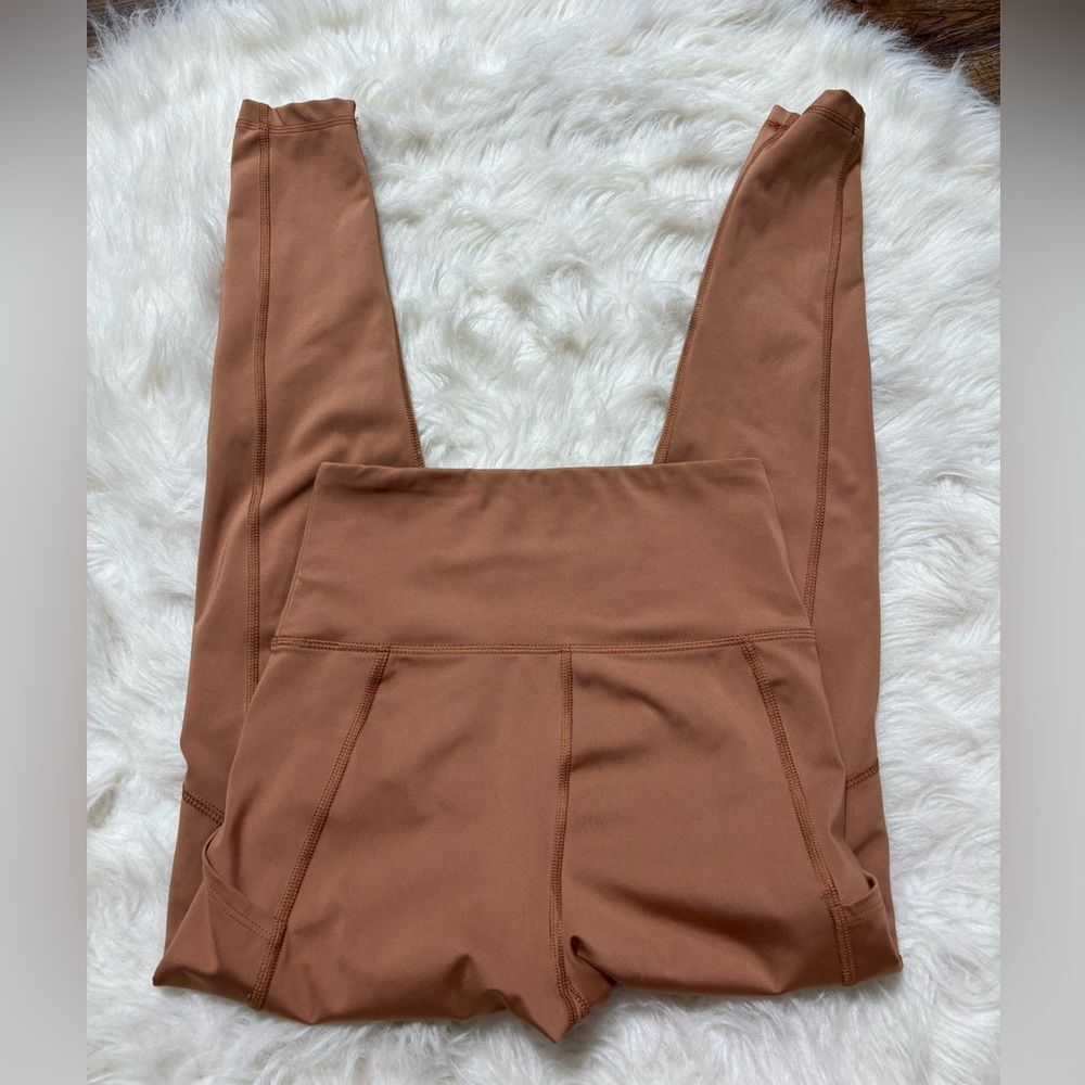 American Eagle The Everything Pocket Leggings in Burnt Orange size Small